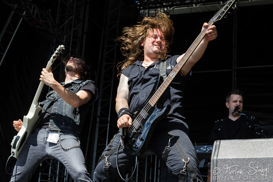 serious-black-masters-of-rock-10-7-2015_0028