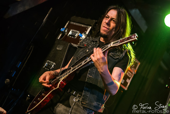 serious-black-rock-for-one-world-05-03-2016_0040
