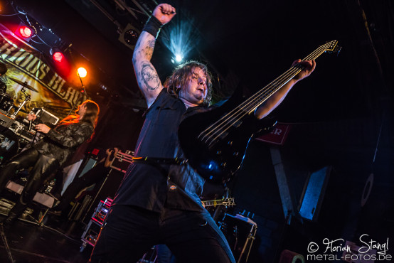 serious-black-rock-for-one-world-05-03-2016_0061