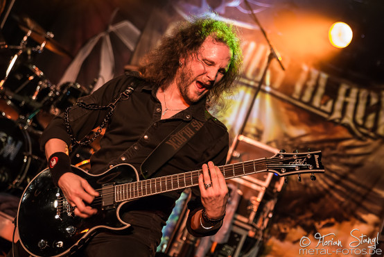 serious-black-rock-for-one-world-05-03-2016_0062