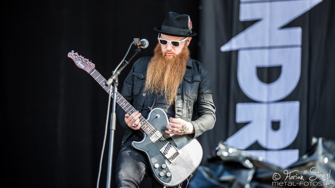skindred-southside-2016-24-06-2016_0033