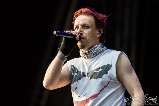 sonata-arctica-masters-of-rock-12-7-2015_0057