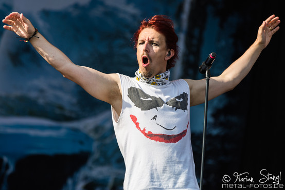 sonata-arctica-bang-your-head-16-7-2015_0043