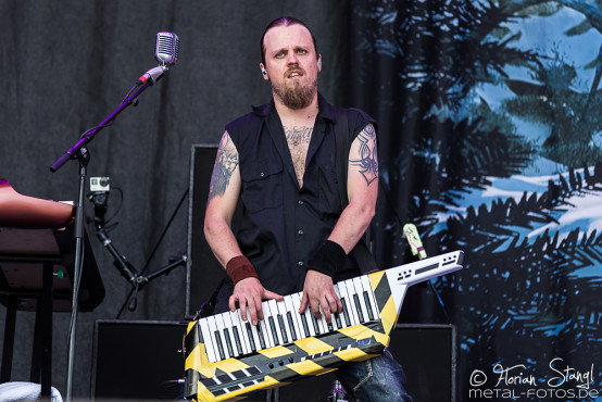 sonata-arctica-bang-your-head-16-7-2015_0050