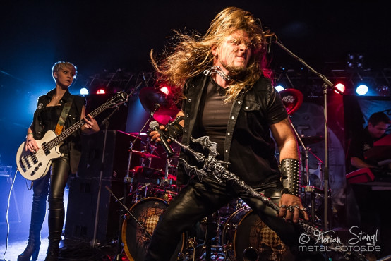 steel-engraved-theaterfabrik-muenchen-25-10-2013_13