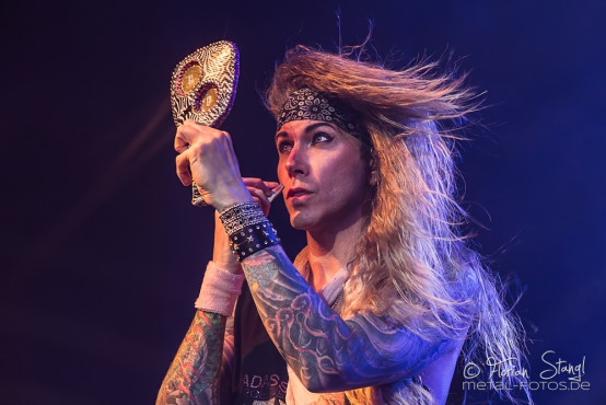 steel-panther-rockfabrik-nuernberg-22-6-2014_0015
