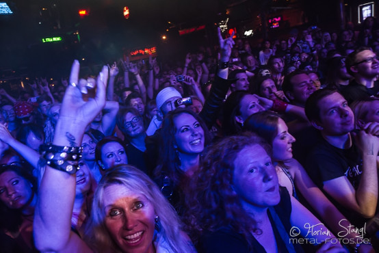 steel-panther-rockfabrik-nuernberg-22-6-2014_0024