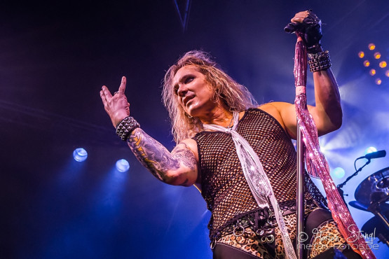 steel-panther-rockfabrik-nuernberg-22-6-2014_0029