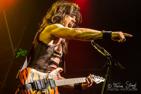 steel-panther-rockfabrik-nuernberg-22-6-2014_0039