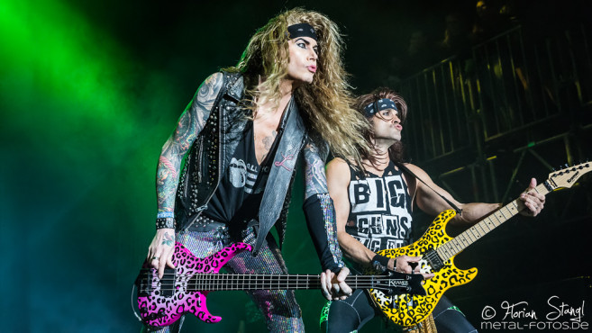 steel-panther-summer-breeze-2016-20-08-2016_0010