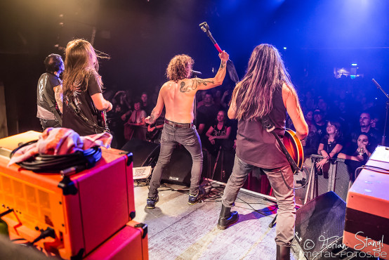 stinger-hirsch-nuernberg-19-10-2017_0009