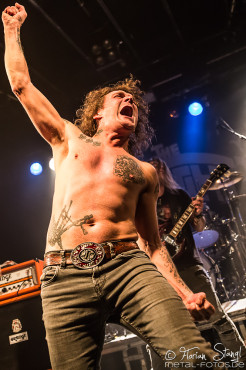 stinger-hirsch-nuernberg-19-10-2017_0042