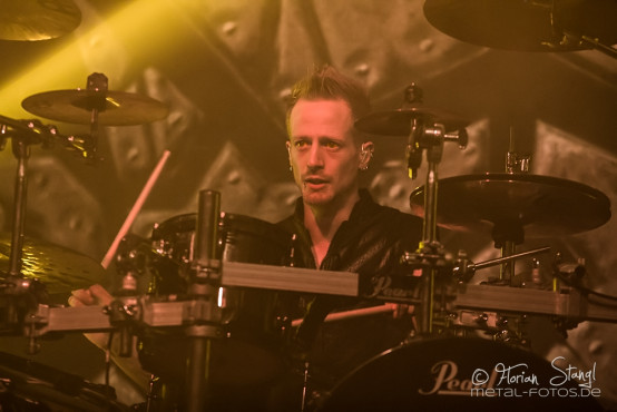 subway-to-sally-stadthalle-fuerth-27-12-2013_29