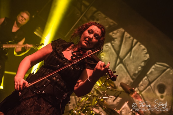 subway-to-sally-stadthalle-fuerth-27-12-2013_33