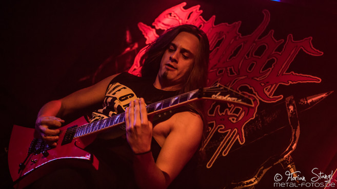 suicidal-angels-der-cult-nuernberg-20-10-2016_0023