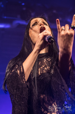tarja-backstage-muenchen-26-10-2013_01