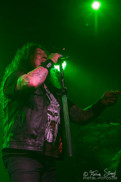testament-rockfabrik-nuernberg-17-03-2013-33