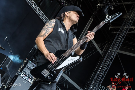 the-bones-summer-breeze-2013-15-08-2013-03