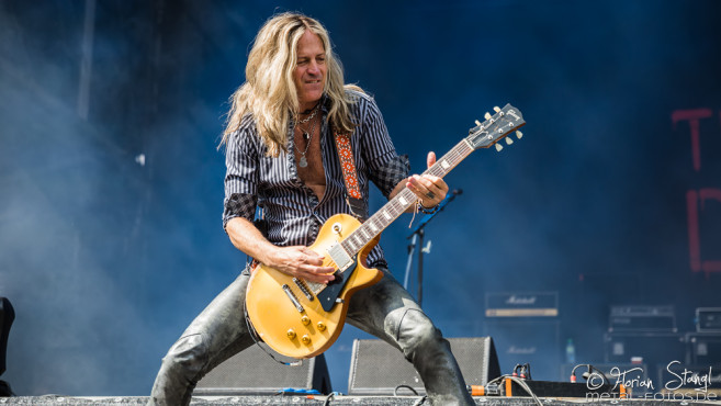 the-dead-daisies-bang-your-head-2016-14-07-2016_0043