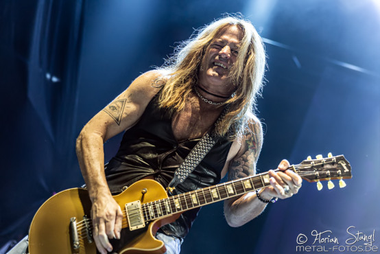 the-dead-daisies-brose-arena-bamberg-02-08-2022_0002