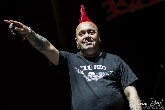 the-exploited-masters-of-rock-11-7-2015_0023