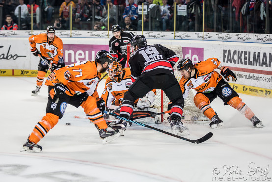 thomas-sabo-ice-tiger-vs-grizzlys-wolfsburg-arena-nuernberg-10-04-2016_0018