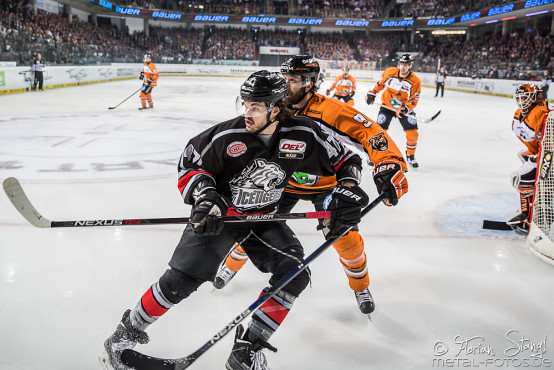 thomas-sabo-ice-tiger-vs-grizzlys-wolfsburg-arena-nuernberg-10-04-2016_0050