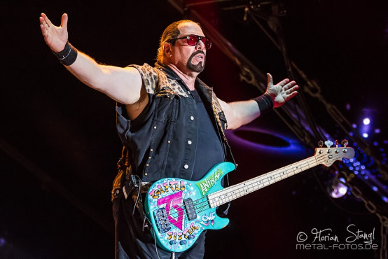 twisted-sister-byh-2014-12-7-2014_0010