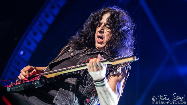 twisted-sister-bang-your-head-2016-15-07-2016_0018