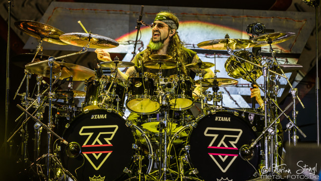 twisted-sister-bang-your-head-2016-15-07-2016_0028