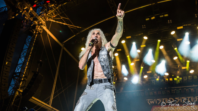 twisted-sister-bang-your-head-2016-15-07-2016_0078
