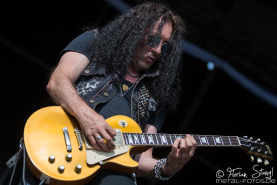 voodoo-circle-masters-of-rock-12-7-2015_0049