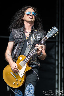 voodoo-circle-masters-of-rock-12-7-2015_0056