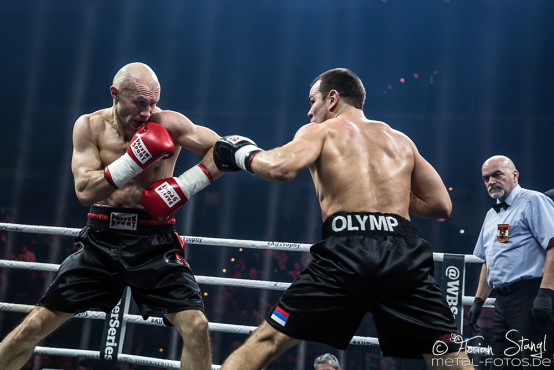 wbss-dmitrii-chudinov-siarhei-khamitski-arena-nuernberg-24-2-2018_0006