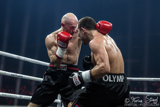 wbss-dmitrii-chudinov-siarhei-khamitski-arena-nuernberg-24-2-2018_0010