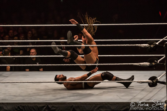 WWE Live Road to WrestleMania 2017