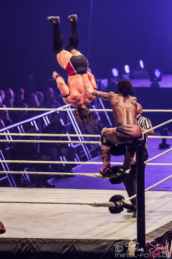 WWE Live Road to WrestleMania 2017