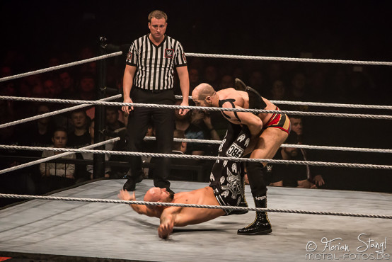 WWE Live Road to WrestleMania 2017