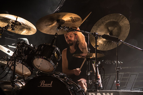 3-inches-of-blood-12-10-2012-musichall-geiselwind-37