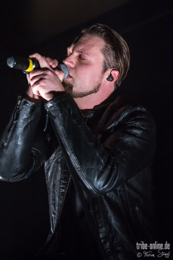 a-life-divided-loewensaal-nuernberg-05-12-2013_06