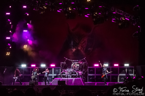 accept-bang-your-head-18-7-2015_0007