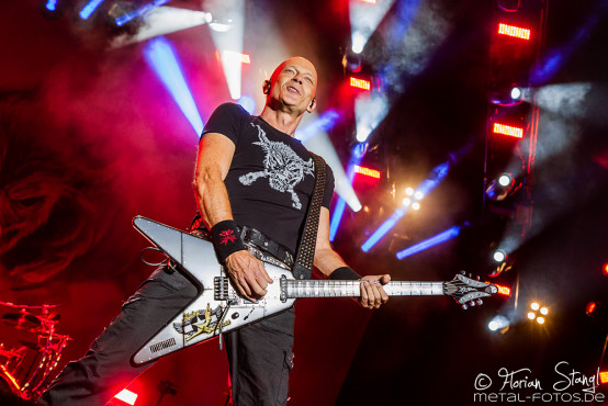 accept-bang-your-head-18-7-2015_0019