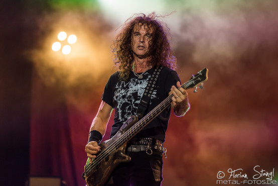 accept-bang-your-head-18-7-2015_0025