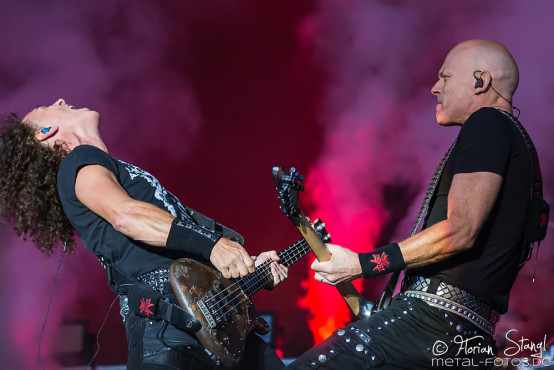 accept-bang-your-head-18-7-2015_0026