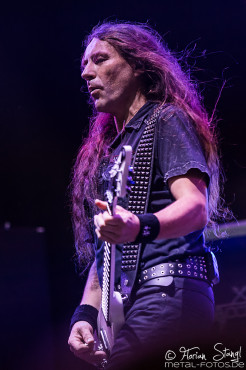 accept-bang-your-head-18-7-2015_0035