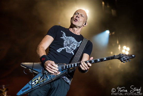 accept-bang-your-head-18-7-2015_0039