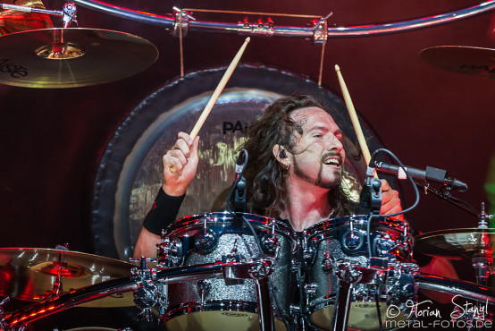 accept-bang-your-head-18-7-2015_0045