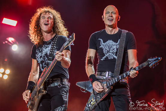 accept-bang-your-head-18-7-2015_0096