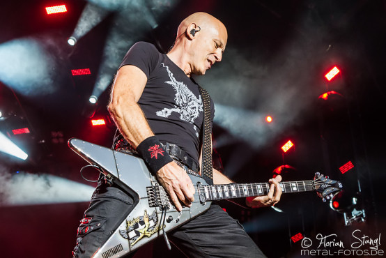 accept-bang-your-head-18-7-2015_0098