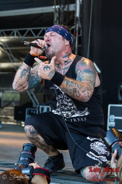 agnostic-front-summer-breeze-2013-16-08-2013-10